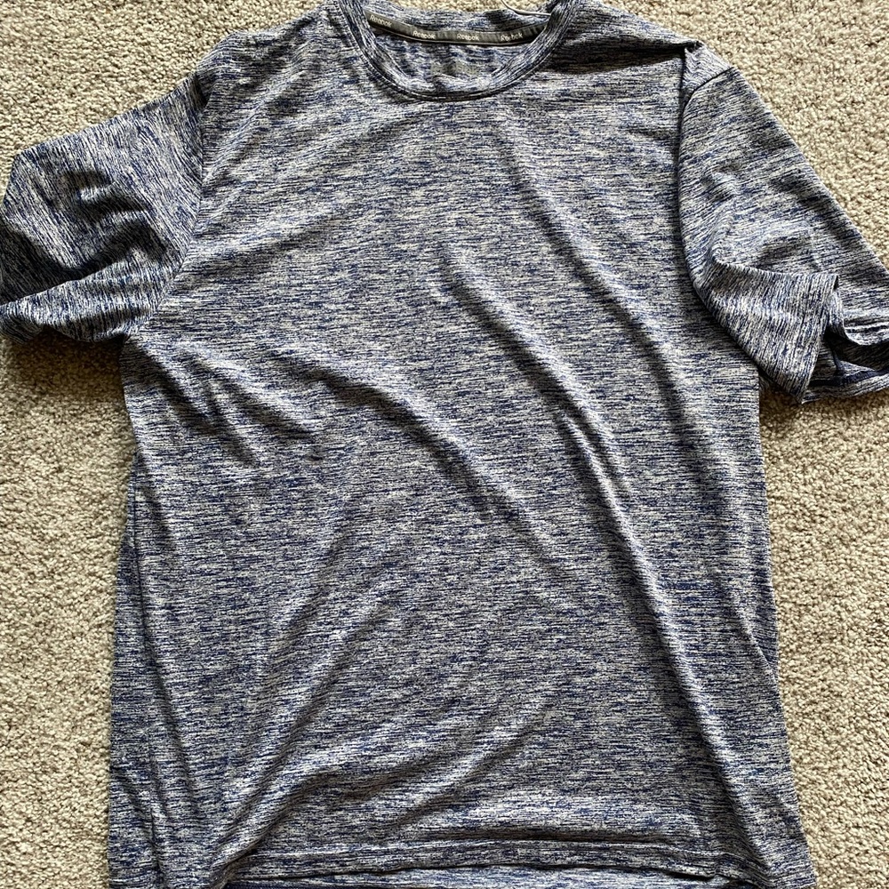 reebok workout athletic shirt